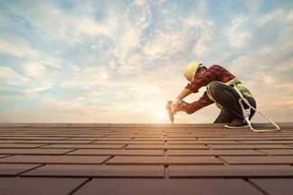 Top 10 Signs It’s Time to Call a Roofing Pro
