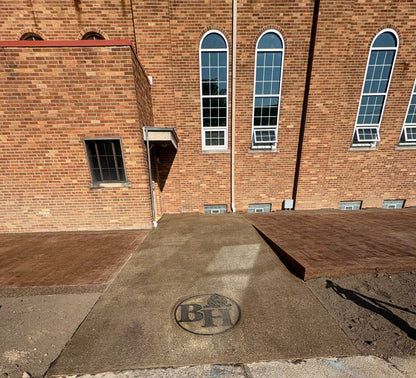 Hanneman and Fineis Concrete Construction